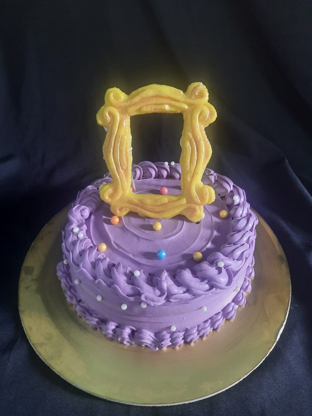 FRIENDS themed cake - Decorated Cake by SheelaK - CakesDecor